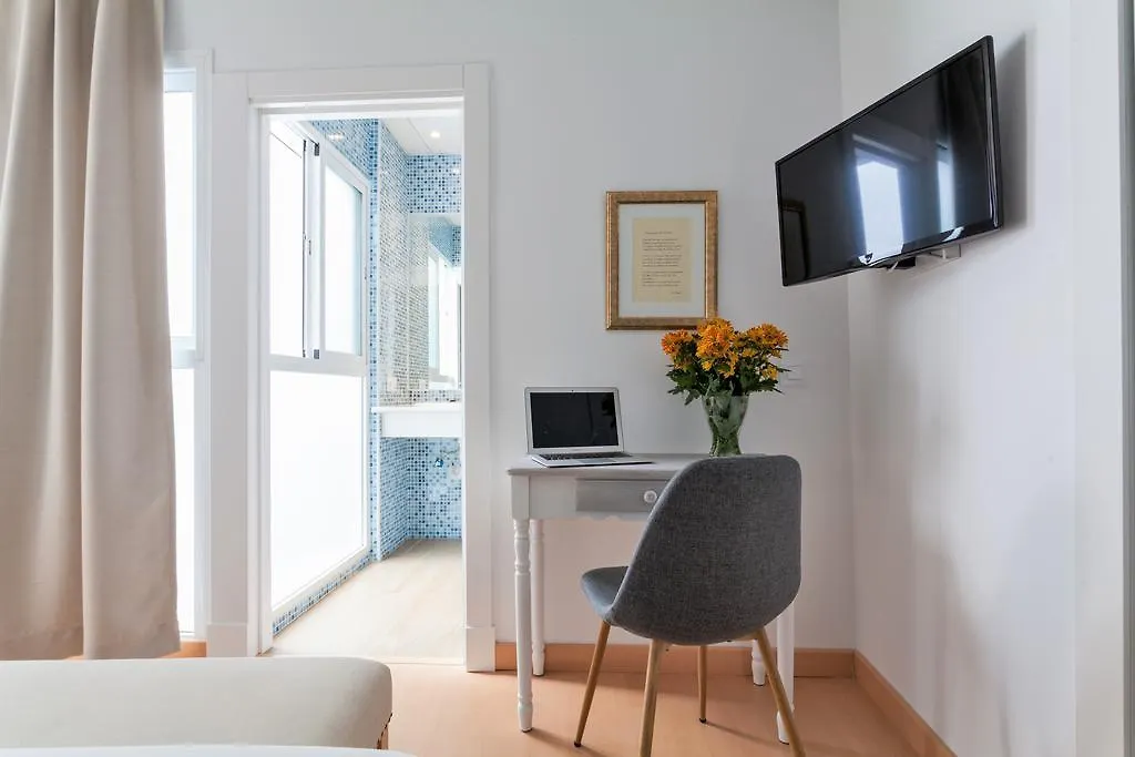 Hostly Acetres 1B-2B Center-Fibre-Conmunal Terrace-Parking Optional Seville